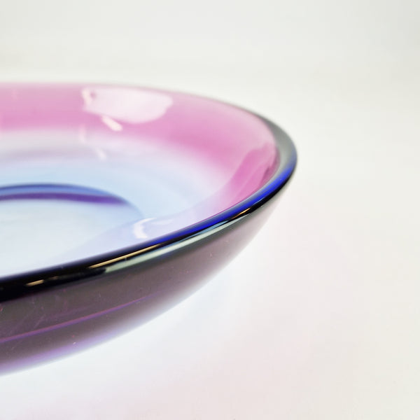 Vintage Italian glass bowl in blue and pink