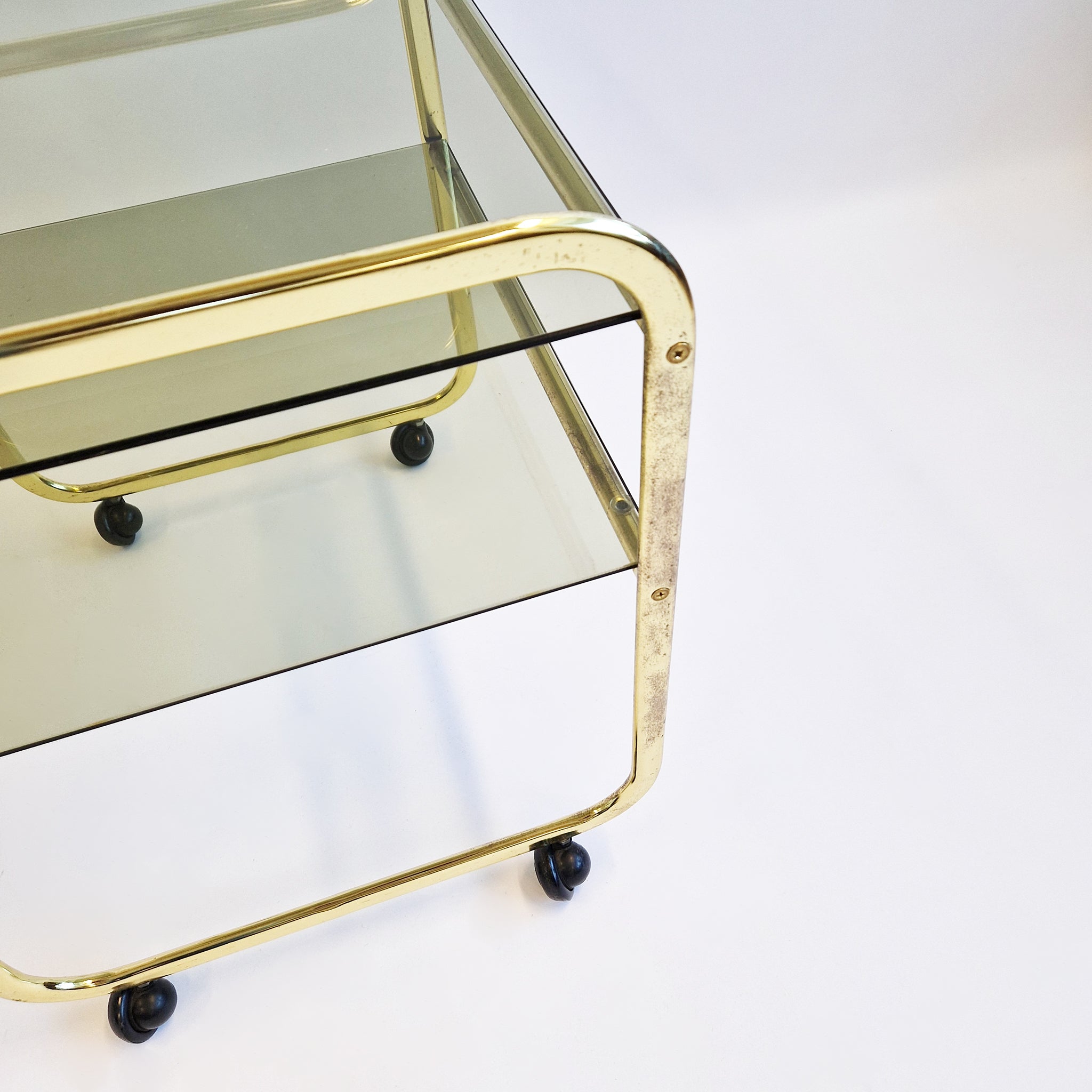Vintage Italian side table with wheels
